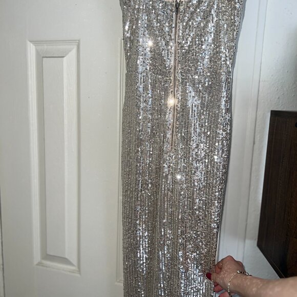 Sequin Bodycon Midi Dress - Picture 4 of 7